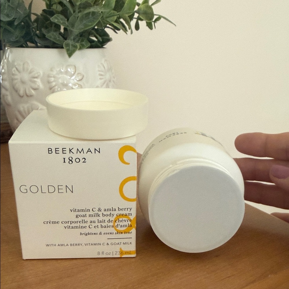 Beekman 1802 Golden Goat Milk Body Cream — White & Yellow Accents - Picture 5 of 6